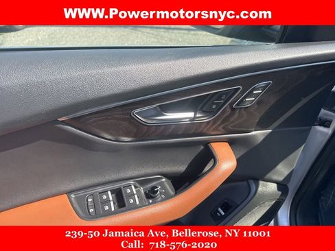 Used 2022 Audi Q8 Premium Plus w/ Premium Plus Package image 28