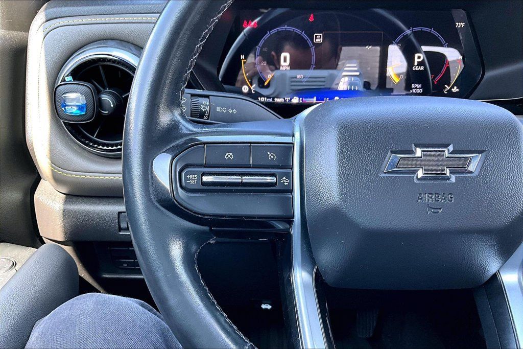 Used 2024 Chevrolet Colorado ZR2 w/ Technology Package AWD/4WD image 6