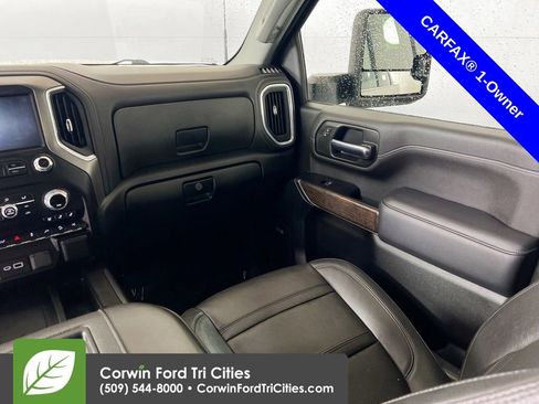 Used 2022 GMC Sierra 3500 Denali image 27