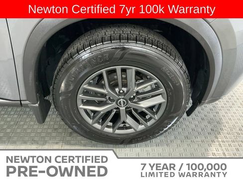 Used 2023 Nissan Rogue S FWD image 36