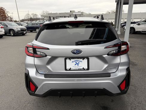 Certified 2024 Subaru Crosstrek 2.0i Premium image 4