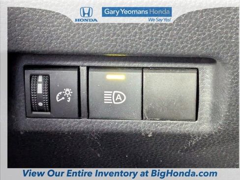 Used 2022 Toyota RAV4 XLE image 24