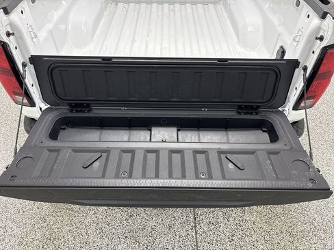 New 2026 Chevrolet Colorado Z71 w/ Z71 Convenience Package 2 AWD/4WD image 29
