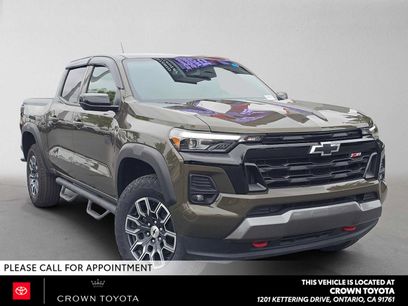 Used 2024 Chevrolet Colorado Z71 w/ Z71 Convenience Package 2