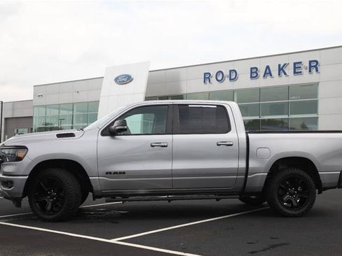 Used 2021 RAM 1500 Big Horn AWD/4WD image 3