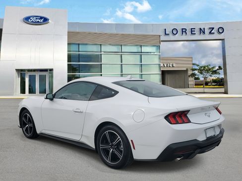 Used 2024 Ford Mustang Coupe image 7
