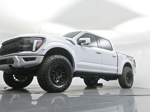 Used 2025 Ford F150 Raptor AWD/4WD image 48