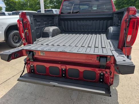New 2026 GMC Sierra 1500 AT4 w/ Technology Package AWD/4WD image 6