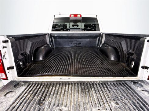 Used 2018 RAM 1500 Big Horn image 17