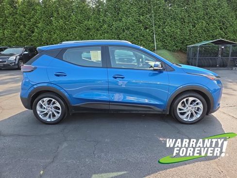 Used 2023 Chevrolet Bolt EUV LT FWD image 8