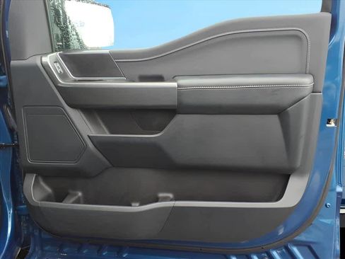 Certified 2022 Ford F150 XLT w/ Equipment Group 302A High image 5