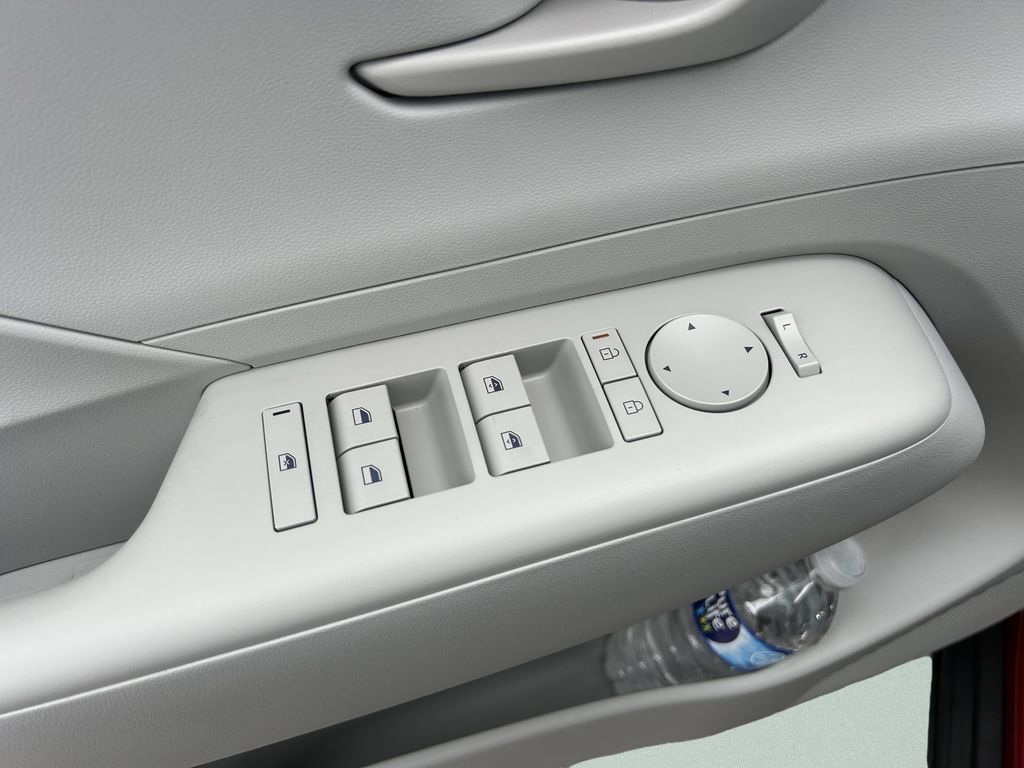 New 2027 Hyundai Kona SEL Sport FWD image 22