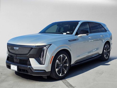 Used 2025 Cadillac Escalade IQ Sport 2 AWD/4WD image 7