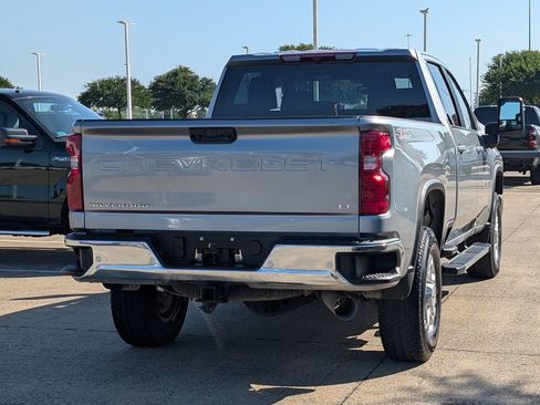 Used 2025 Chevrolet Silverado 3500 LT w/ Safety Package AWD/4WD image 4
