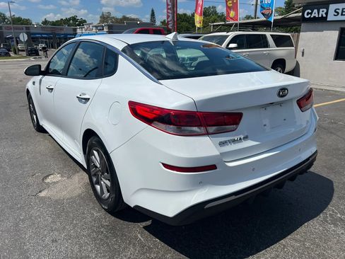 Used 2020 Kia Optima LX FWD image 6