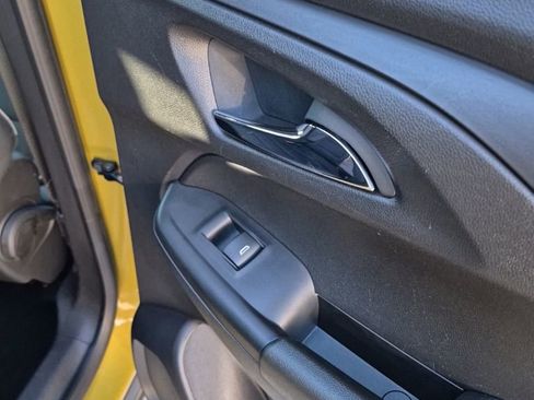 Used 2023 Chevrolet TrailBlazer RS w/ Sun and Liftgate Package image 20