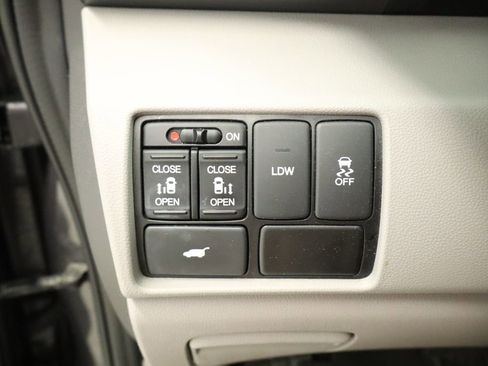 Used 2015 Honda Odyssey EX-L image 27