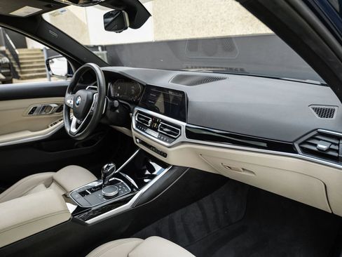 Used 2019 BMW 330i xDrive Sedan w/ Convenience Package AWD/4WD image 14