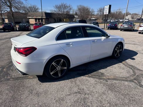 Used 2019 Mercedes-Benz A 220 4MATIC image 4