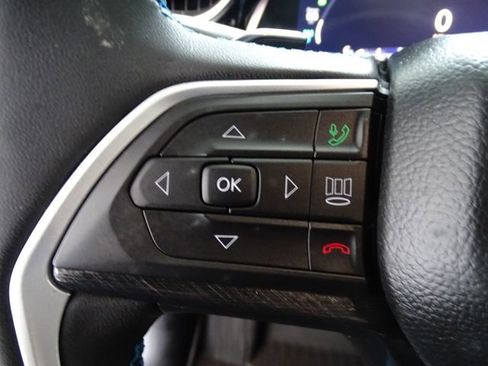 Certified 2023 Jeep Grand Cherokee Trailhawk w/ Advanced Protech Group II AWD/4WD image 7