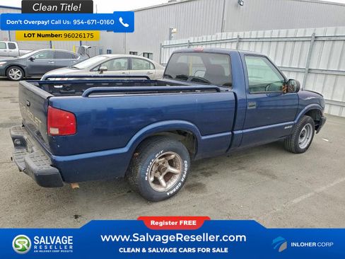 Used 2000 Chevrolet S10 Pickup 2WD Regular Cab image 4