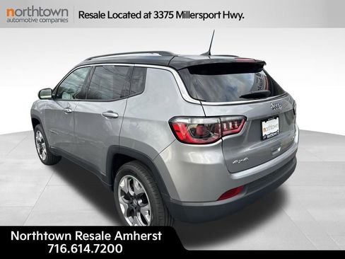 Used 2020 Jeep Compass Limited AWD/4WD image 3