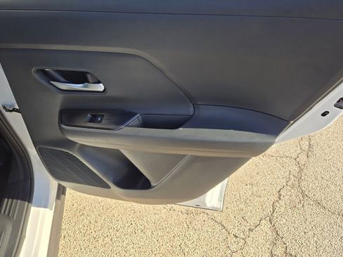 Used 2026 Nissan Kicks SV w/ Cold Weather Package image 9