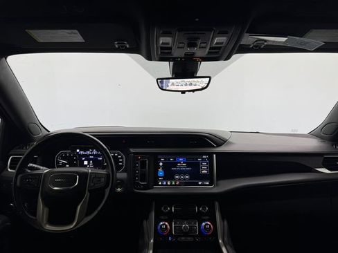 Used 2021 GMC Yukon Denali w/ Denali Premium Package AWD/4WD image 6