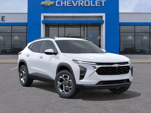 New 2026 Chevrolet Trax LT FWD image 7