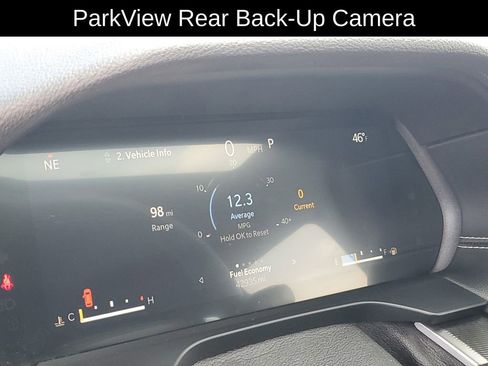 Used 2023 Jeep Grand Cherokee Altitude AWD/4WD image 13