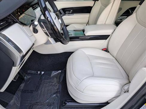 Certified 2024 Land Rover Range Rover Long Wheelbase SE AWD/4WD image 17