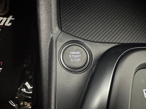Used 2025 Kia K4 FWD image 20