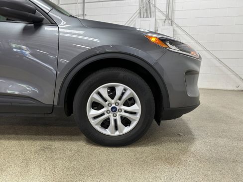 Certified 2022 Ford Escape S image 27