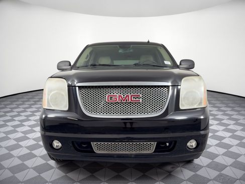 Used 2009 GMC Yukon Denali AWD/4WD image 6