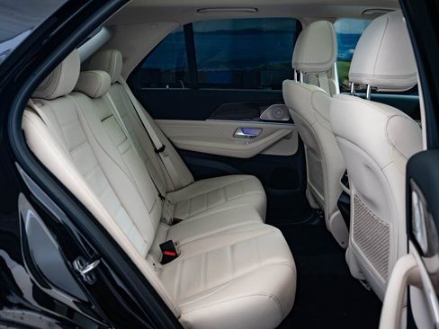 New 2026 Mercedes-Benz GLE 450 4MATIC image 37