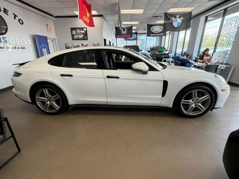 Used 2018 Porsche Panamera 4 AWD/4WD image 14