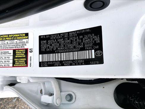 Used 2025 Toyota Camry LE FWD image 36