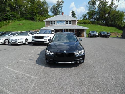 Used 2013 BMW 335i Sedan RWD image 9