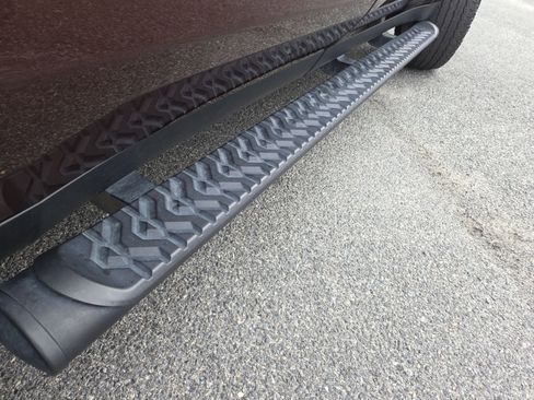 Used 2023 Chevrolet Tahoe Z71 w/ Luxury Package image 24