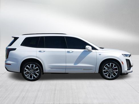 Certified 2024 Cadillac XT6 Sport w/ Technology Package AWD/4WD image 6