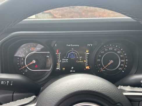 New 2025 Jeep Wrangler Unlimited Rubicon w/ XTREMEE 35" Tire Package image 24