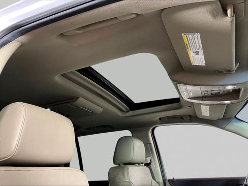 Used 2019 Chevrolet Tahoe Premier AWD/4WD image 28