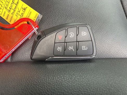 Used 2022 Chevrolet Suburban Z71 image 39