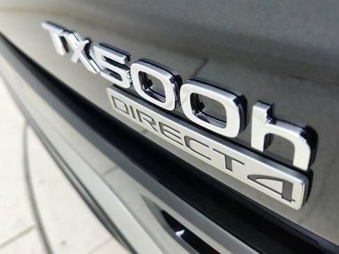 Used 2026 Lexus TX 500h AWD w/ Technology Package image 17