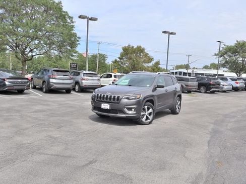 Used 2019 Jeep Cherokee Limited w/ Luxury Group AWD/4WD image 1