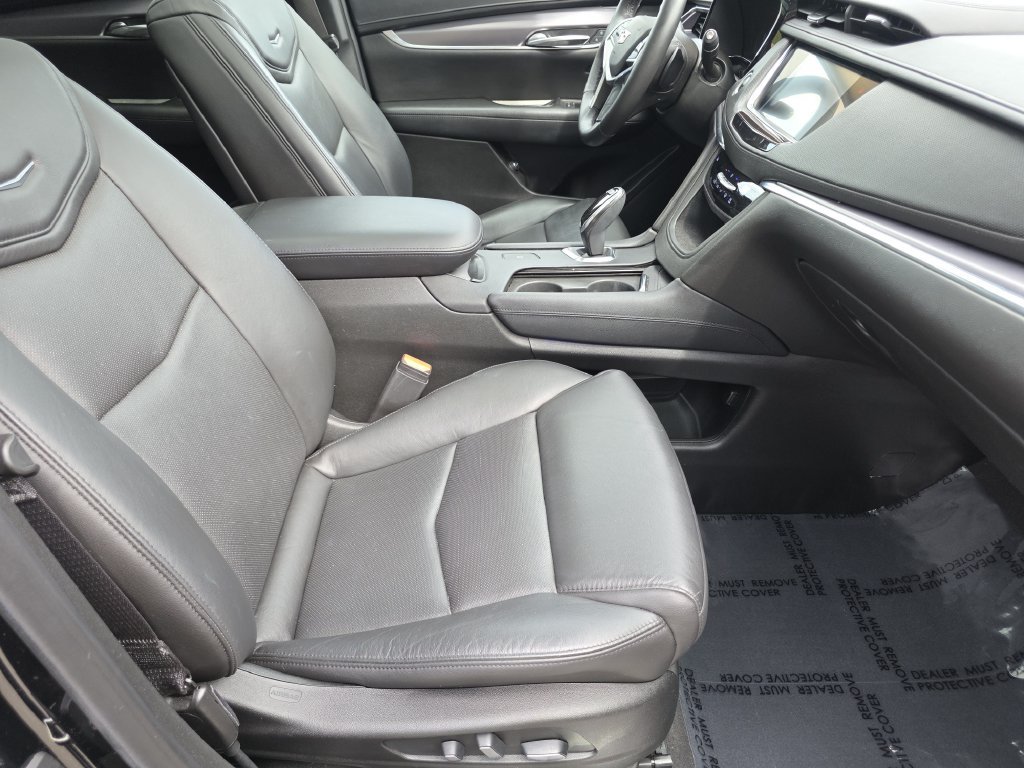 Used 2019 Cadillac XT5 Luxury FWD image 18