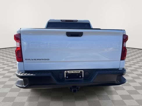 Used 2022 Chevrolet Silverado 1500 W/T w/ WT Value Package image 4