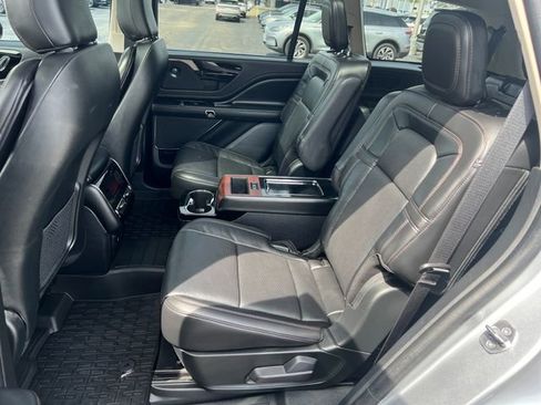 Certified 2023 Lincoln Aviator Reserve w/ Equipment Group 201A AWD/4WD image 30