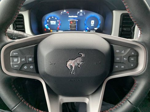 Certified 2025 Ford Bronco Heritage Edition AWD/4WD image 41