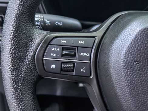 Used 2024 Honda CR-V EX image 27